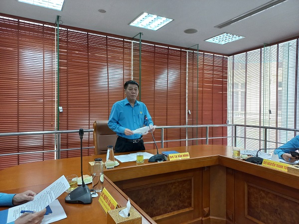 Đồng chí Tạ Văn Đồng, Chủ nhiệm UBKT phát biểu tại Hội nghị